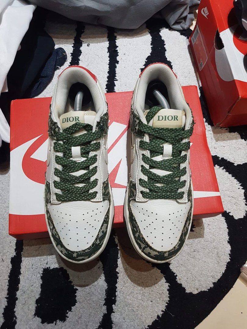 Nike sb x Dior (Category: Casual Shoes) located in Imus. Submitted by gabrielseth_12 (Listing ID 1470142555, Image 2). Description: NIKE SB Dunk Low x DIOR ( 2024 ) US 5 UK 4 EUR 37.5 Made in Vietnam Condition : Very good Outsole : 9.7/10 Authenticy not guaranted buy at your own risk No Box Issue : ❌ Need wash Selling 1499 +shipped Loc. Cavite We ship nationwide.