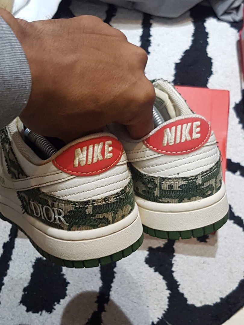 Nike sb x Dior (Category: Casual Shoes) located in Imus. Submitted by gabrielseth_12 (Listing ID 1470142555, Image 3). Description: NIKE SB Dunk Low x DIOR ( 2024 ) US 5 UK 4 EUR 37.5 Made in Vietnam Condition : Very good Outsole : 9.7/10 Authenticy not guaranted buy at your own risk No Box Issue : ❌ Need wash Selling 1499 +shipped Loc. Cavite We ship nationwide.