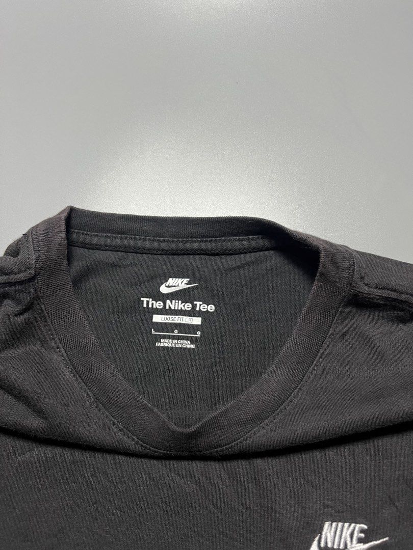 NIKE SHIRT (Category: Tshirts & Polo Shirts ) located in Bacolod City. Submitted by bcdapparelshop (Listing ID 1470187680, Image 3). Description: NIKE SHIRT GOOD CONDI 22w x 27L Cr: 9/10 📍NEGROS OCCIDENTAL.