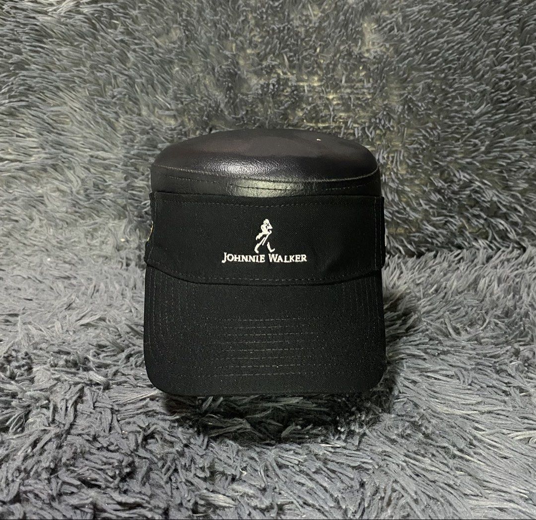 Nike sun visor Johnnie walker cap (Category: Announcements) located in Pozorrubio. Submitted by thrifttownph (Listing ID 1470215467, Image 1). Description: Nike sun visor Johnnie walker cap One size fits all No issues Color rate:9.8/10 Good condition Price📨📥 Loc:pangasinan📌.