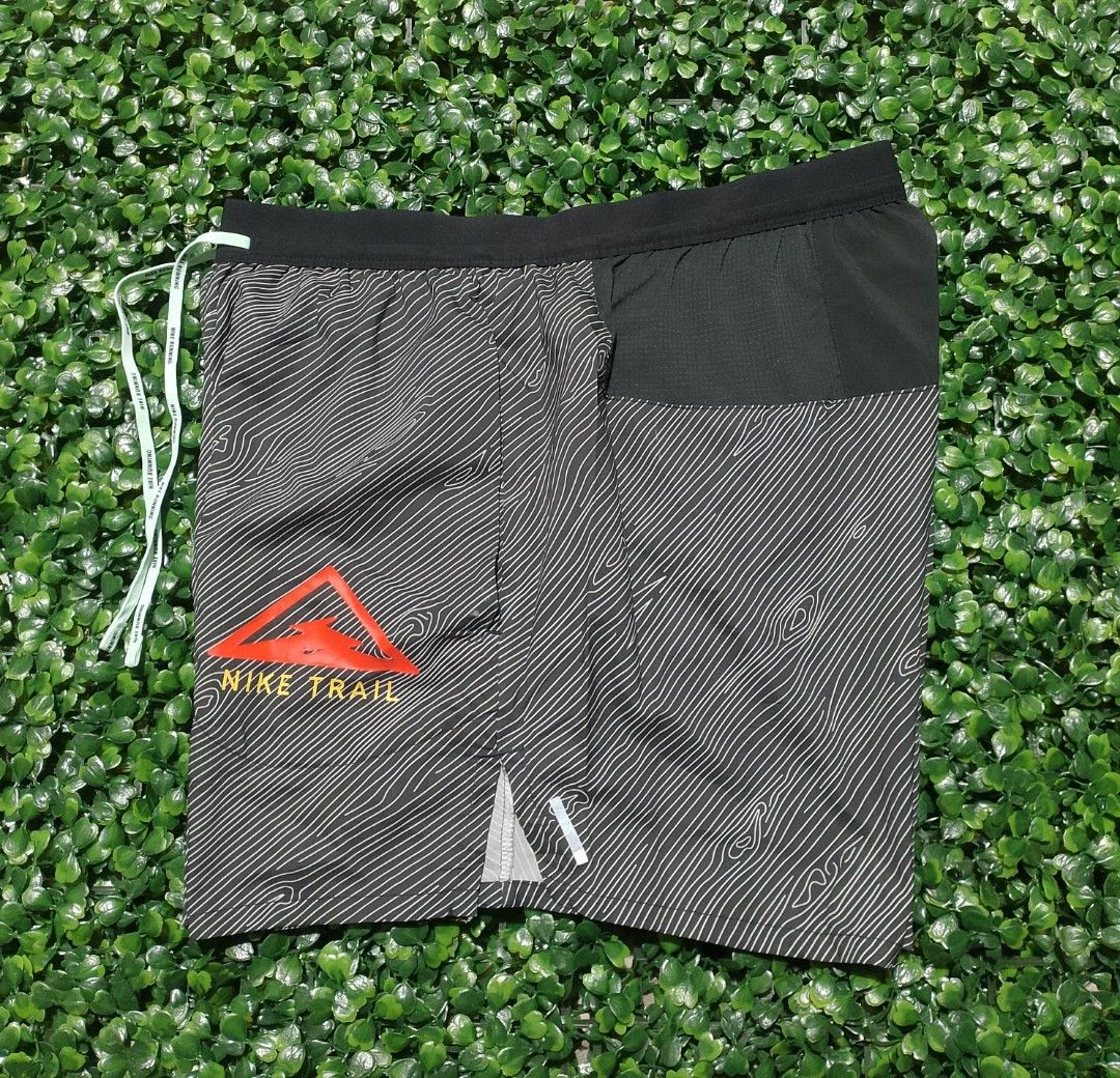 Nike Trail Flex Stride Running Short (Category: Shorts) located in Davao. Submitted by thrifttayo (Listing ID 1470241660, Image 1). Description: Medium on tag W 28-32 L 13 No Issue ASNEW Condition .