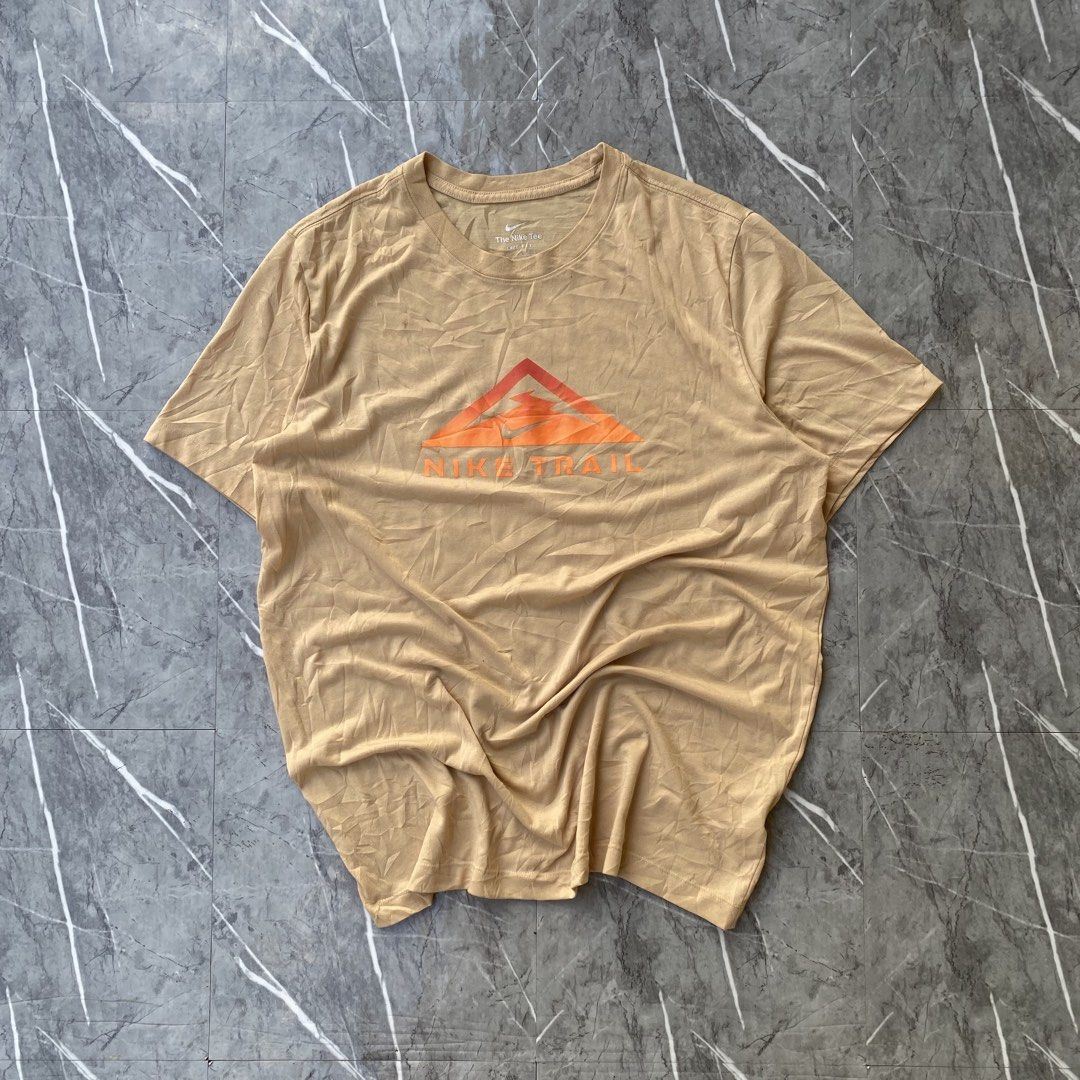 Nike Trail Tee (Category: Tshirts & Polo Shirts ) located in Naga. Submitted by wanderingtreasures.ph1 (Listing ID 1470271138, Image 1). Description: N1ke Trail Shirt Condition 9.3/10 Color rate 9.8/10 Authentic Large size Width 22.5 / Length 30 No issues (need wash) php + sf 📩.