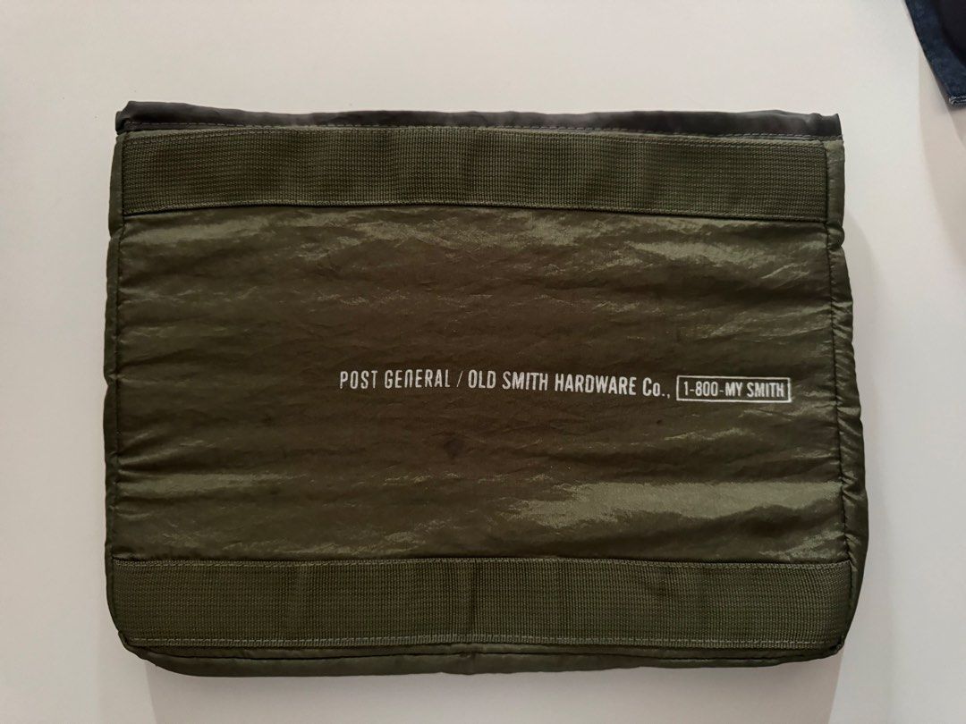 Niko And… Laptop Case 13 Inches (Category: Laptop Bags & Sleeves) located in Quezon City. Submitted by aa_shinobi (Listing ID 1470349037, Image 1). Description: - has 2 pockets for charger, earphones, and pens - has a carabiner and straps to add carabiner for hanging things - velcro - price is negotiable - rfs: upgrading laptop .