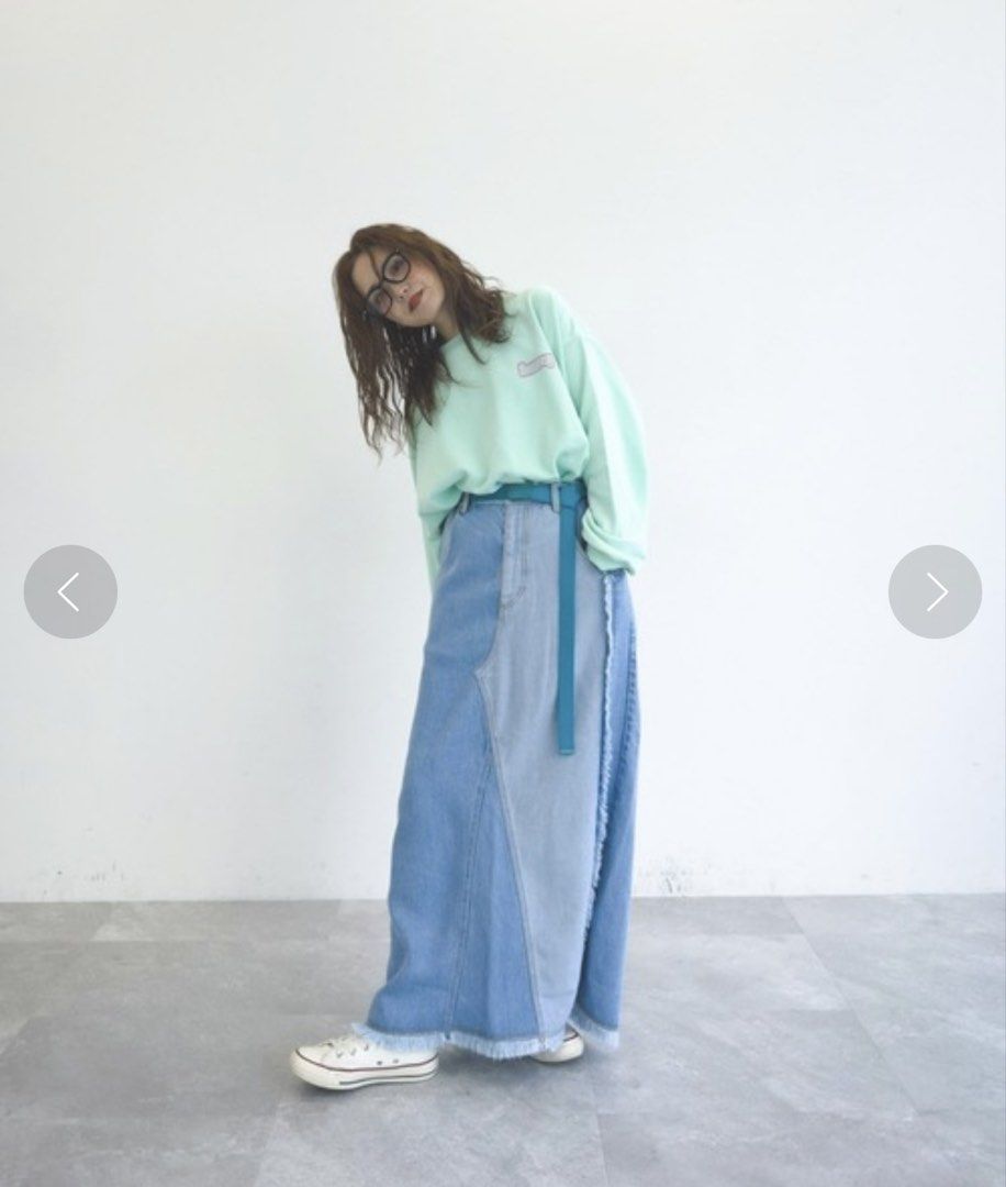 Niko and… Remake-Style Maxi Denim Skirt (Category: Skirts) located in Batangas. Submitted by buy3get1freerandom (Listing ID 1470313103, Image 1). Description: Product ID: NKM51501SM 250778 Size on tag: Large Waist : 28”-32” via tape measure Length: 38” via tape measure Condition: 9/10 Flaw/s: None ✅ Both side and back pockets ✅ Drawstring ✅ Back slit 📌 FIRST TO PAY BASIS 📌 Please manage your expectations, as these are preloved items. 📌 No when