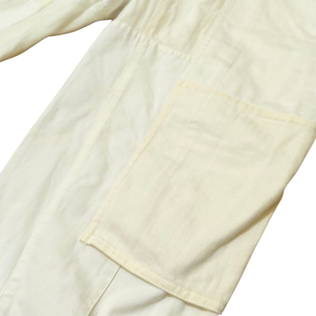 NIKO AND... Twill Carpenter Wide Pants (Category: Trousers) located in Quezon City. Submitted by oldturnedtogold (Listing ID 1470148598, Image 2). Description: NIKO AND... Twill Carpenter Wide Pants Size Free Size (fits Medium) Off-White Waist = 15" - 16.5" flat / 30" - 33" waist circumference Inseam = 25.5" Length = 39" Leg opening = 10" Details: - 100% Cotton Twill fabric - fabric blocking design - garterized waistband with drawstring - adjuste