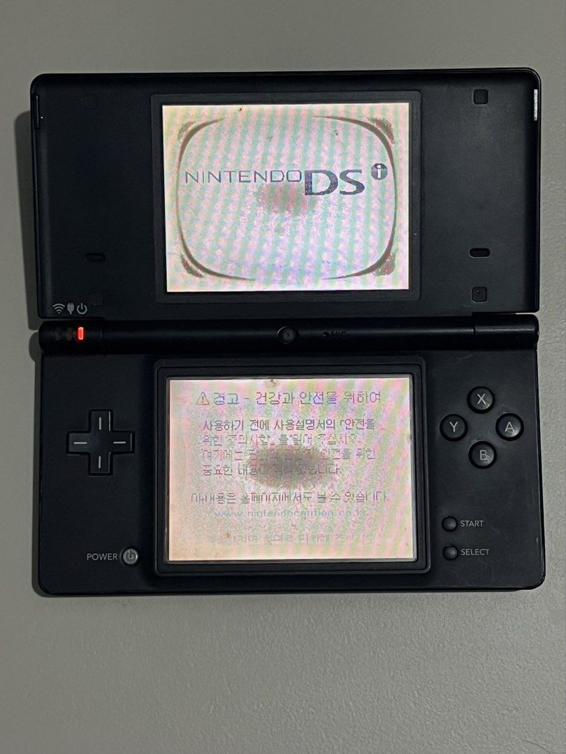 Nintendo Dsi (Category: Nintendo) located in Manila. Submitted by milamartina123 (Listing ID 1470349167, Image 3). Description: tested buttons at screen, working naman except L and R issue nasa pic with battery and pen good for parts as is selling! tondo, manila loc no return/refund once settled.