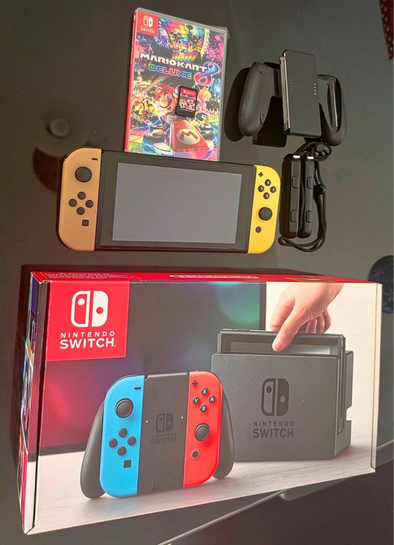 Nintendo Switch Console with Mario Kart 8 Deluxe, Video Gaming, Video ...