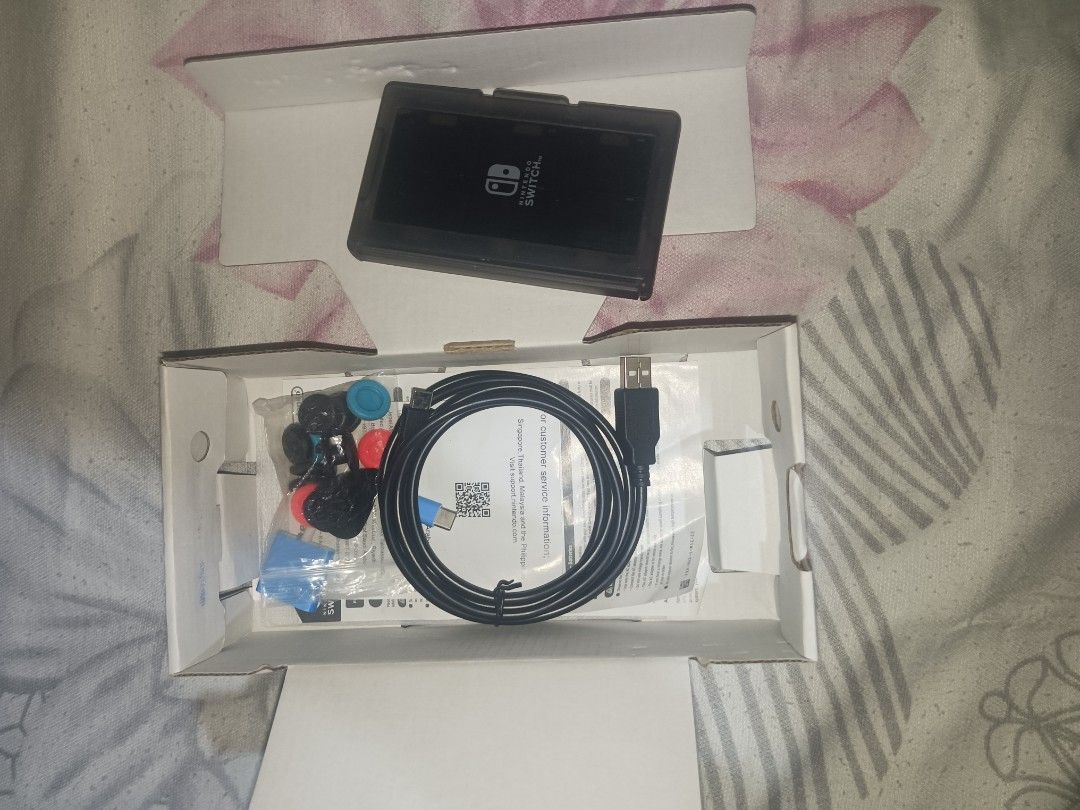 Nintendo switch lite (Category: Nintendo) located in San Fernando. Submitted by wendeldavid20 (Listing ID 1470242476, Image 2). Description: For Sale Nintendo Switch Lite... Condition: ✅ All buttons work ✅ Battery ✅ Touchscreen ✅Performance No issue -Games include Nba2k22 Mortal Kombat 11 Includes- •original charger •with box •Protective case •And other accessories • Screen tempered glass meetup: Sindalan Sanfernado pampanga.