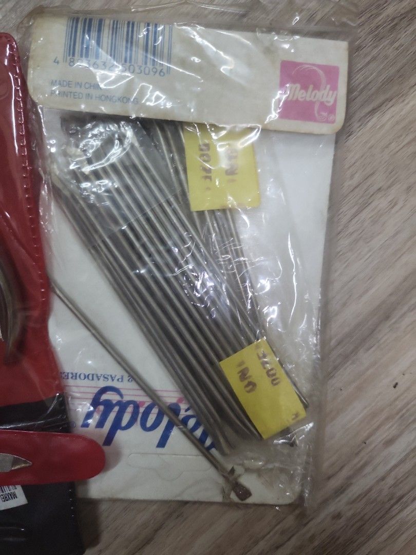 nipper and cuticle remover take all (Category: Hands & Nails) located in Caloocan City. Submitted by lynette1977 (Listing ID 1470248212, Image 2). Description: take all 50 pesos nalang.