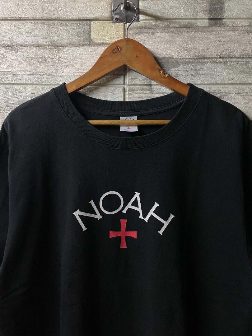 Noah Arch NYC Core Logo Black Shirt (Category: Tshirts & Polo Shirts ) located in Cainta. Submitted by baddieshop.mnl (Listing ID 1470281933, Image 3). Description: Excellent condition No issues Authentic and Complete Tags Size: Large Dimension: 23x29.