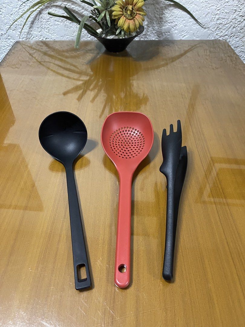 Nylon Kitchen Utensils Set (Category: Cookware & Accessories) located in Quezon City. Submitted by doublelkitchenware (Listing ID 1470212899, Image 1). Description: Nylon Utensils Set Made in Japan Soup Ladle 28cm Ladle Stainer 31cm Tong 25cm Makapal Minimal usage Pick up or shipping via lalamove Provincial j&t🚚 Novaliches Qc .