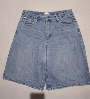 (Category: ) located in . Submitted by leerarefinds (Listing ID 1470267596, Image 1). Description: .