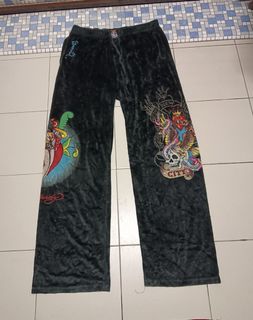 (Category: ) located in . Submitted by pemburu-bundle89 (Listing ID 1470290350, Image 1). Description: .