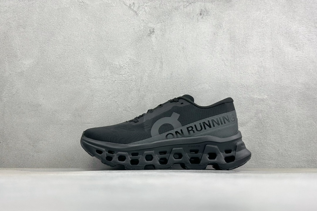 On Cloudmonster All Black Mesh Running Sneakers, Men's Fashion ...