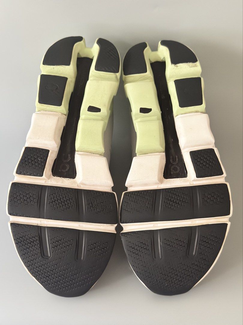 ON RUNNING CLOUDFLYER 4 GLACIER MEADOW (MEN) (Category: Sneakers) located in Legazpi City. Submitted by mr.leonardo (Listing ID 1470248368, Image 3). Description: 📍ON RUNNING CLOUDFLYER 4 GLACIER MEADOW (MEN) 10.5US | 44.5EURO | 28.5CM VERY GOOD | SIGN OF USE MINOR HEELDRAG 3000 PESOS PLUS SF 💸 (SEE PICS FOE DETAILS) 📦OPEN FOR SHIPPING NATIONWIDE ✅THRIFTED PAIR LOCATION: LEGAZPI ALBAY BICOL📍.