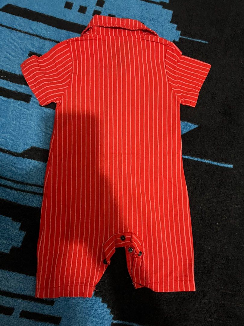 Onesies Outfit for kids (Category: Babies & Kids Fashion) located in San Pablo. Submitted by lamujer_stonewareph (Listing ID 1470345641, Image 3). Description: Best fit: 18mos- 2 y/old Good condition except for Only one button has crack 2nd & 3rd Photos (actual item) No haggling .