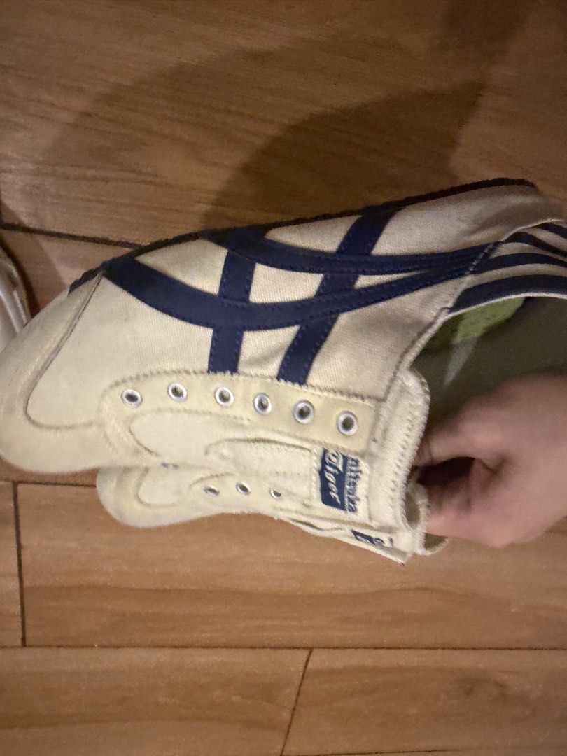 Onitsuka tiger (Category: Sneakers) located in Quezon City. Submitted by destashingmycloset (Listing ID 1470261213, Image 2). Description: .