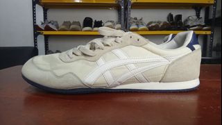 (Category: ) located in . Submitted by wichaelthriftstall (Listing ID 1470307211, Image 1). Description: .