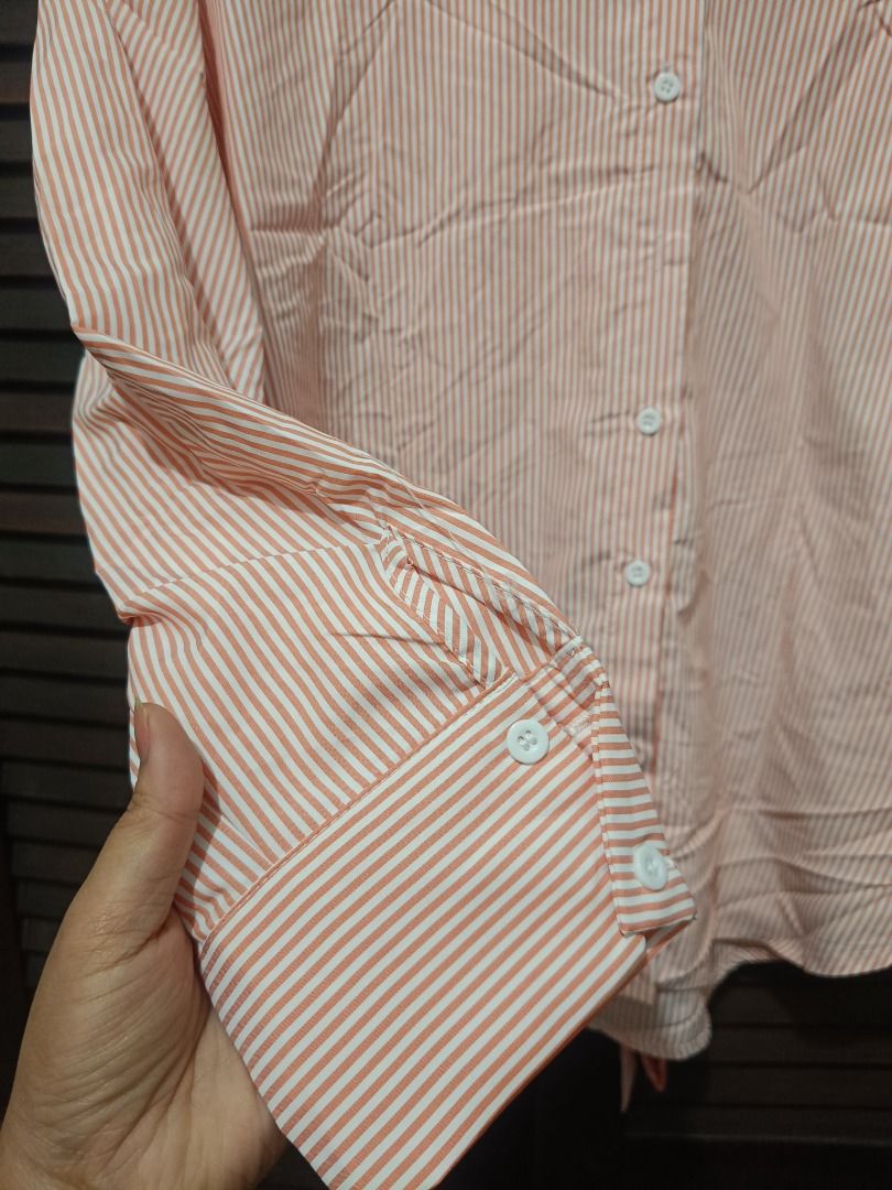 Orange White Striped (Category: Others Tops) located in Manila. Submitted by byjrb (Listing ID 1470201278, Image 3). Description: Size Small on Tag Pero fit sya sa Large to XL With tali sa likod. Ganda nito! 550+ sa app.
