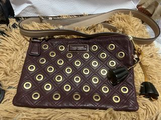 (Category: ) located in . Submitted by luckyjewels (Listing ID 1470220175, Image 1). Description: .