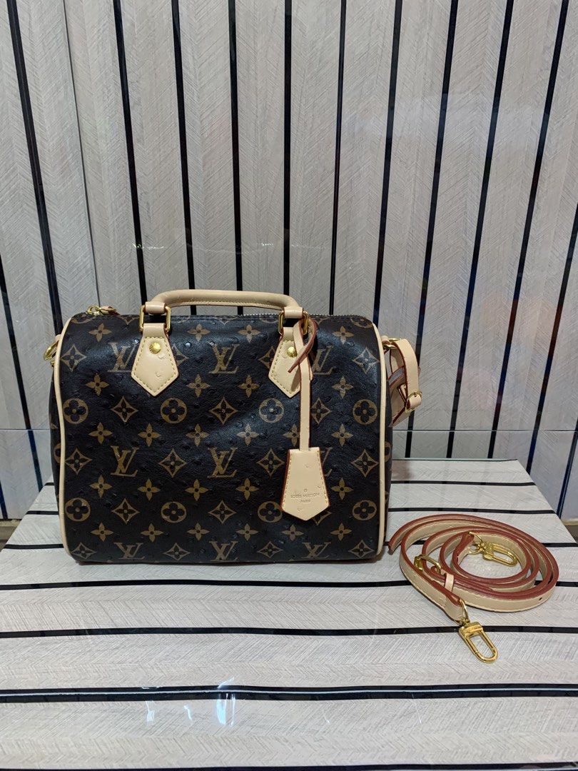 Ostrich Speedy Bando 25 (Category: Cross-body Bags) located in San Fernando. Submitted by preluxuria_online_shop (Listing ID 1470273654, Image 1). Description: .
