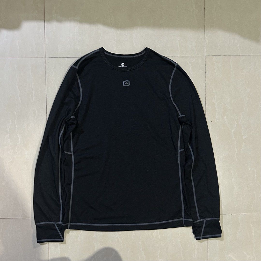 Outbound Black Long Sleeve Thermal Base Layer Shirt (Category: Longsleeves) located in San Fernando. Submitted by thrift_lang_ni_kim (Listing ID 1470326871, Image 1). Description: ⬇️ DETAILS ⬇️ Outbound Black Long Sleeve Thermal Base Layer Shirt DIMENSIONS (INCHES) Width:19.5 Length:26 Best fit: S to M Color rate:9/10 Condition/Issue:Good condi Mine: ₱250 Minimum increment: ₱50 Already washed and ready to wear. 📌 Please check all photos carefull