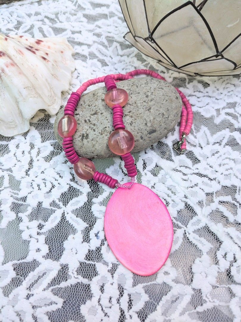 Oval Shell Pendant (Pink) Handcrafted Necklace (Category: Necklaces) located in Las Pinas. Submitted by amisells (Listing ID 1470223782, Image 3). Description: ⋆⊱༻𖥸༺⊰⋆ every piece in our collection is thoughtfully handcrafted using an exquisite selection of locally sourced natural materials! discover the beauty of authentic craftsmanship through coconut heishi beads, lumbang seed beads, bayong and gmelina wood beads, coco side-drill beads, one-e