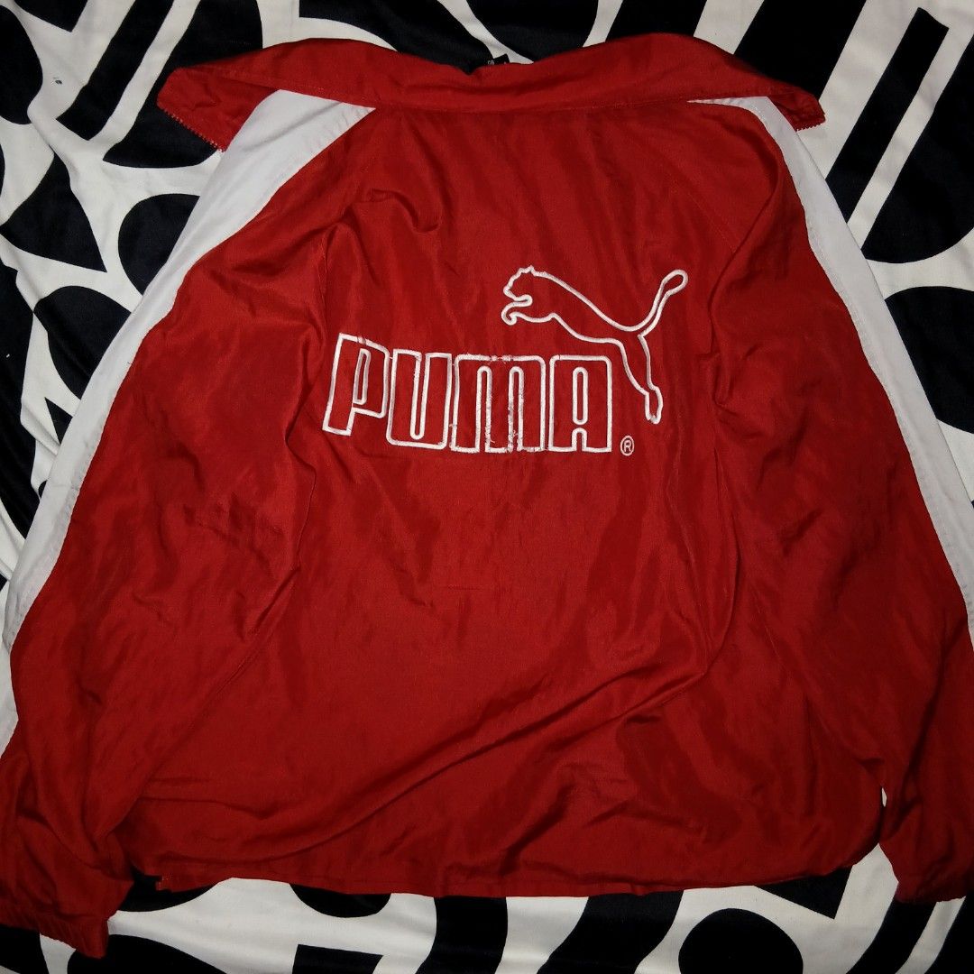 OVERSIZED VINTAGE RED PUMA WINDBREAKER JACKET (Category: Coats, Jackets and Outerwear) located in Amadeo. Submitted by yoonzns (Listing ID 1470216432, Image 1). Description: issue: no zipper ❌️ MOP: Gcash MOD: J&T dm for when worn pics 📩.