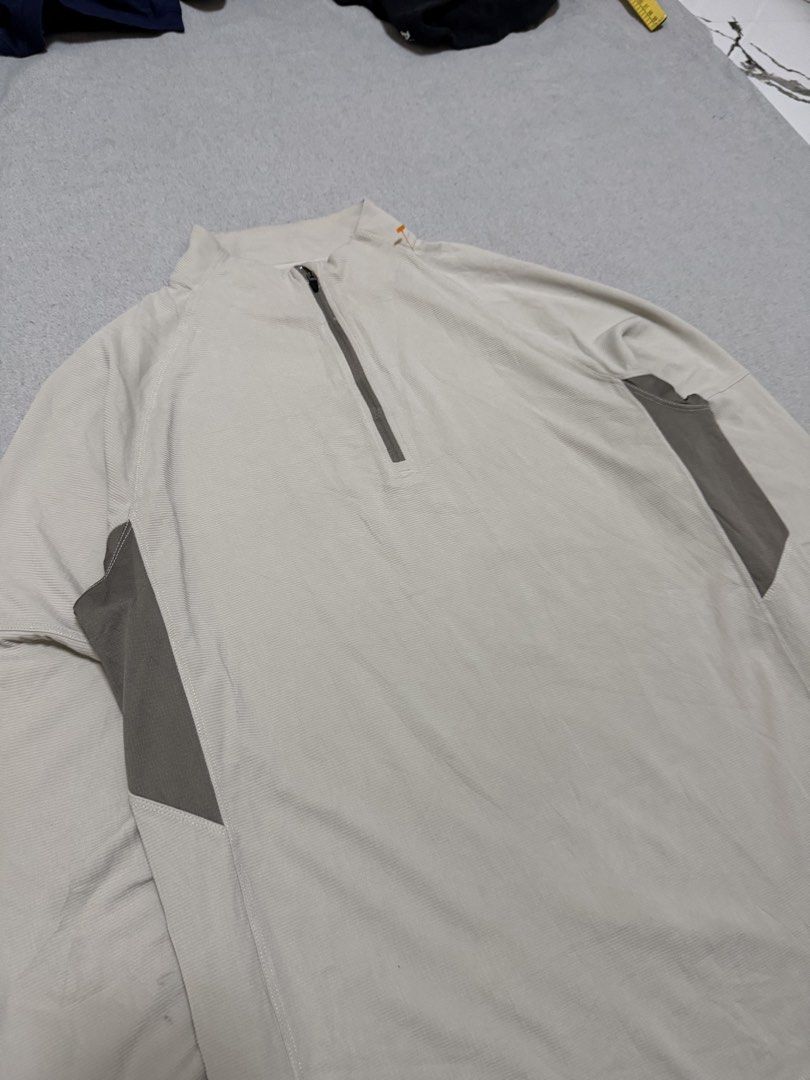 Ozark Trail Textured Performance Quarter Zip Pullover (Category: Activewear) located in Bulacan. Submitted by sanjisthrift (Listing ID 1470315428, Image 2). Description: Size Large Width 21 Length 27.5 Good Condition 9/10 Need wash.