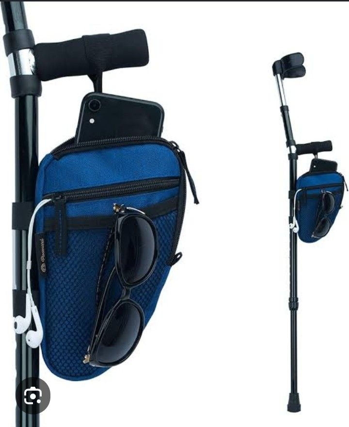 PACMAXI FOREARM CRUTCH BAG (Category: Belt bags, Clutches and Pouches) located in Cabuyao City. Submitted by Bike_Clothing10 (Listing ID 1470205133, Image 1). Description: READ FIRST... FOR SALE: PACMAXI FOREARM CRUTCH BG Excellent Condition Looks New Legit PRICE: 1K Free Shipping (J&T) PICK UP OR SHIPPING ONLY LOCATION: Cabuyao Laguna -NO COD/COP- 📩PM -Thanks-.