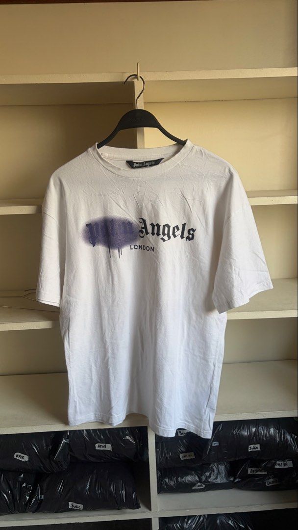 Palm Angels (Category: Tshirts & Polo Shirts ) located in Manila. Submitted by _revault (Listing ID 1470237000, Image 1). Description: .