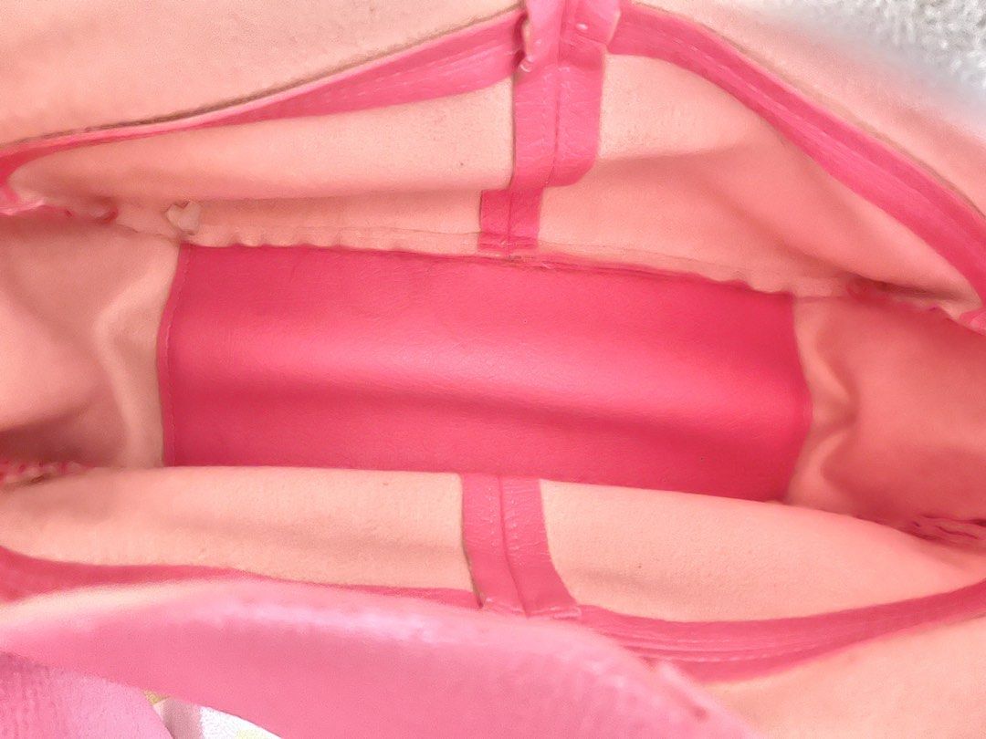 Parisian Pink Shoulder Bag (Category: Shoulder Bags) located in Imus. Submitted by muyingyingyinggg (Listing ID 1470237361, Image 3). Description: - Brand: Parisian - Color: Bright pink - Material: Soft textured material with stylish front panel stitching - Closure: Zipper with branded gold-toned metal pull - Interior: Spacious matching pink interior for daily essentials - Strap: Comfortable drop strap that easily fits over the shoulder - Conditi