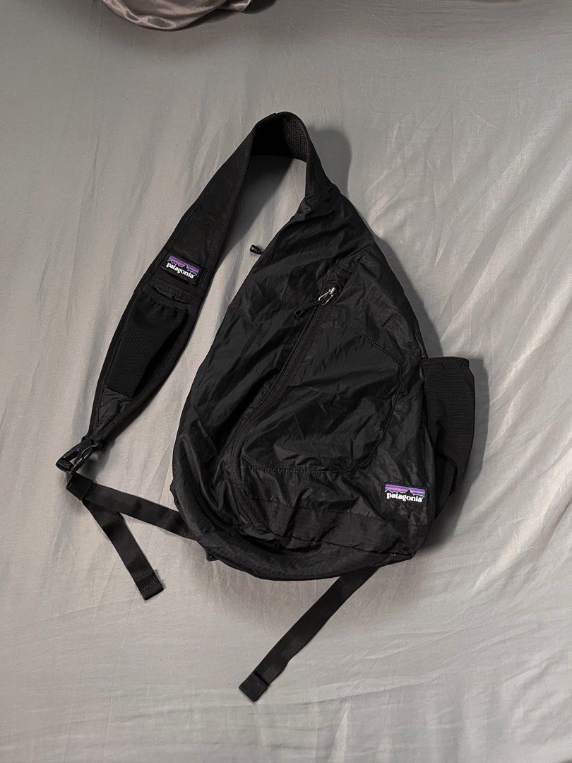 Patagonia Authentic Nylon Body Bag (Category: Sling Bags) located in Bacolod City. Submitted by flipandfind_ph17 (Listing ID 1470271772, Image 1). Description: Authentic Patagonia Lightweight Nylon Body Bag Packable 3 compartments Excellent condition No issue can do shipping nationwide 📦.