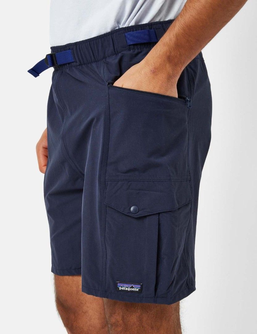 patagonia everday short (Category: Shorts) located in Amadeo. Submitted by josephotep (Listing ID 1470159383, Image 1). Description: patagonia everyday short Large on tag 30-36 Length 18 navy blue actual color 999 plus sf. loc cavite pm📥.