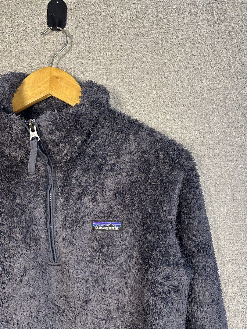 PATAGONIA FLEECE JACKET (Category: Coats, Jackets and Outerwear) located in Rizal. Submitted by jamesthrift (Listing ID 1470158922, Image 2). Description: PATAGONIA FLEECE JACKET Size : M Dimes: -width 17.5 -length 25 Condition: excellent Color Rate: 9.5 Issue: none 🏷️499+sf.