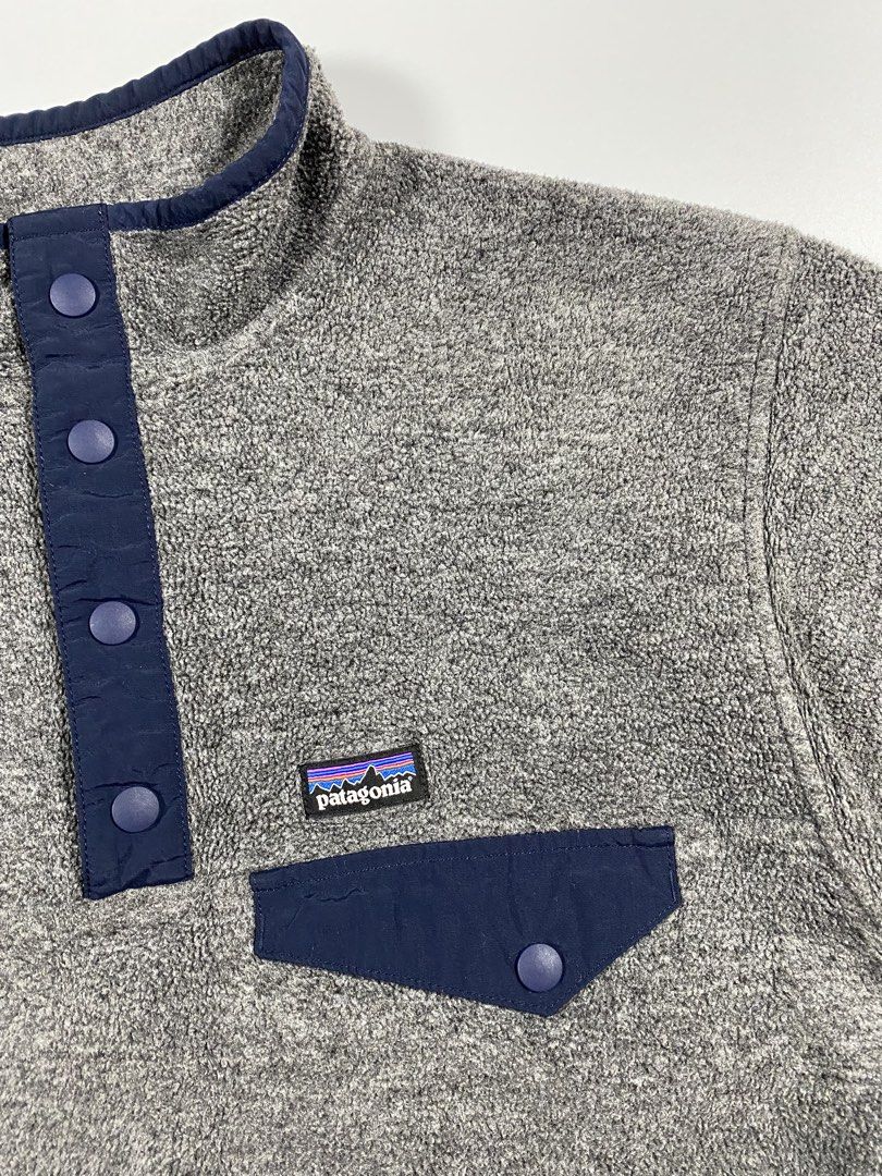 Patagonia Lightweight Synchilla Snap-T Pullover (Category: Coats, Jackets and Outerwear) located in Porac. Submitted by pepasoutdooressentials (Listing ID 1470224591, Image 3). Description: Patagonia Lightweight Synchilla Snap-T Pullover Note: XXL Kids on tag, Can fit small to medium adult - It is made with 100% recycled Synchilla fleece, which is soft, smooth, moisture-wicking, and quick-drying. Dimension Width: 21" Length: 24" Condition: Excell