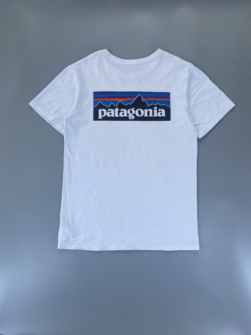Patagonia Responsibili-Tee White T-Shirt Medium (Category: Tshirts & Polo Shirts ) located in General Santos City (Dadiangas). Submitted by zann_zee (Listing ID 1470254148, Image 2). Description: - Brand: Patagonia Size - Small Width - 18.5 Length - 27 Issue:None Condition:Excellent Color rate: 9.5/10.