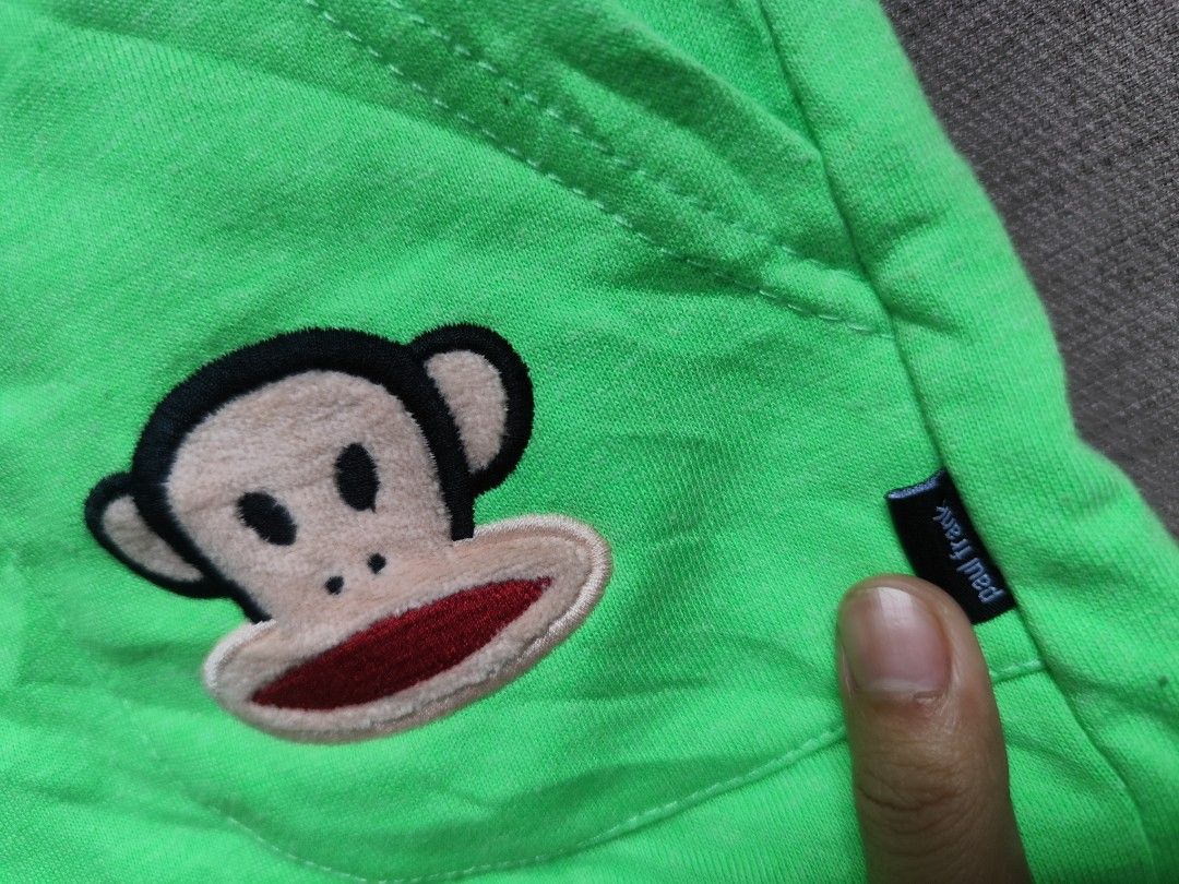 Paul Frank Green Casual Shorts with Drawstring (Category: Shorts) located in Davao. Submitted by youmiechan (Listing ID 1470180490, Image 3). Description: - Brand: Paul Frank - Color: Bright green - Material: Soft, comfortable cotton - Features: Embroidered monkey patch on the right pocket - Waistband: Elastic with matching green drawstring - Pockets: Convenient front pockets included - Condition: Great casual piece for lounging or daily wear - F