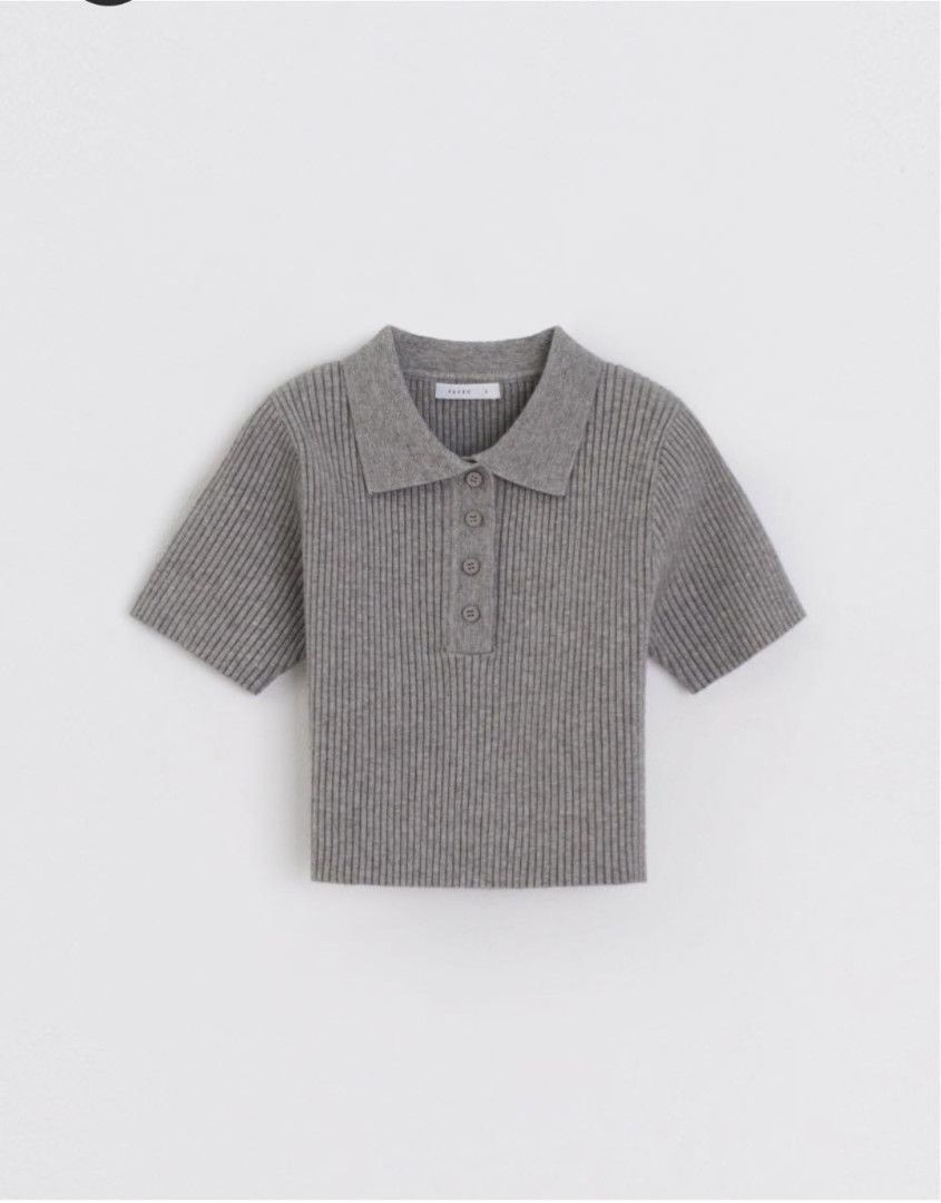Pazzo Cropped Polo Shirt (Category: Others Tops) located in Manaoag. Submitted by dressupdear (Listing ID 1470181303, Image 2). Description: Medium on tag.
