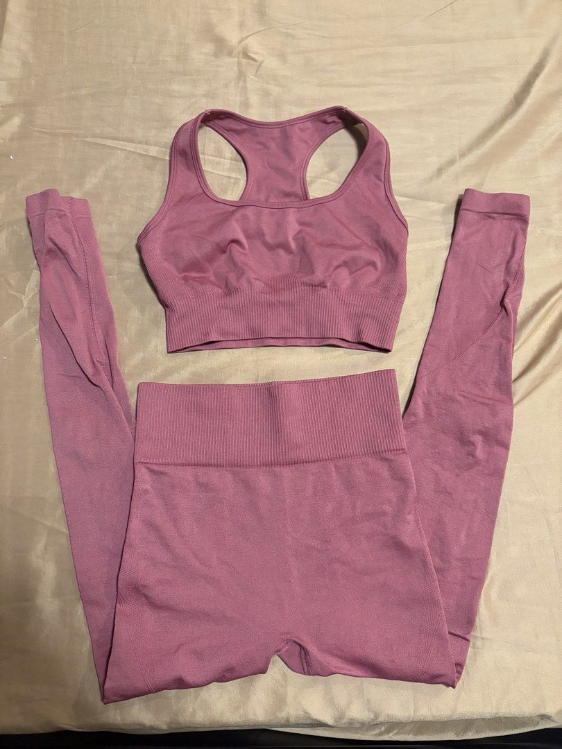 Pink Activewear Set (Category: Activewear) located in Quezon City. Submitted by japfoodl0ver (Listing ID 1470196897, Image 1). Description: - used once - body hugging - fist xs to s - price is firm.