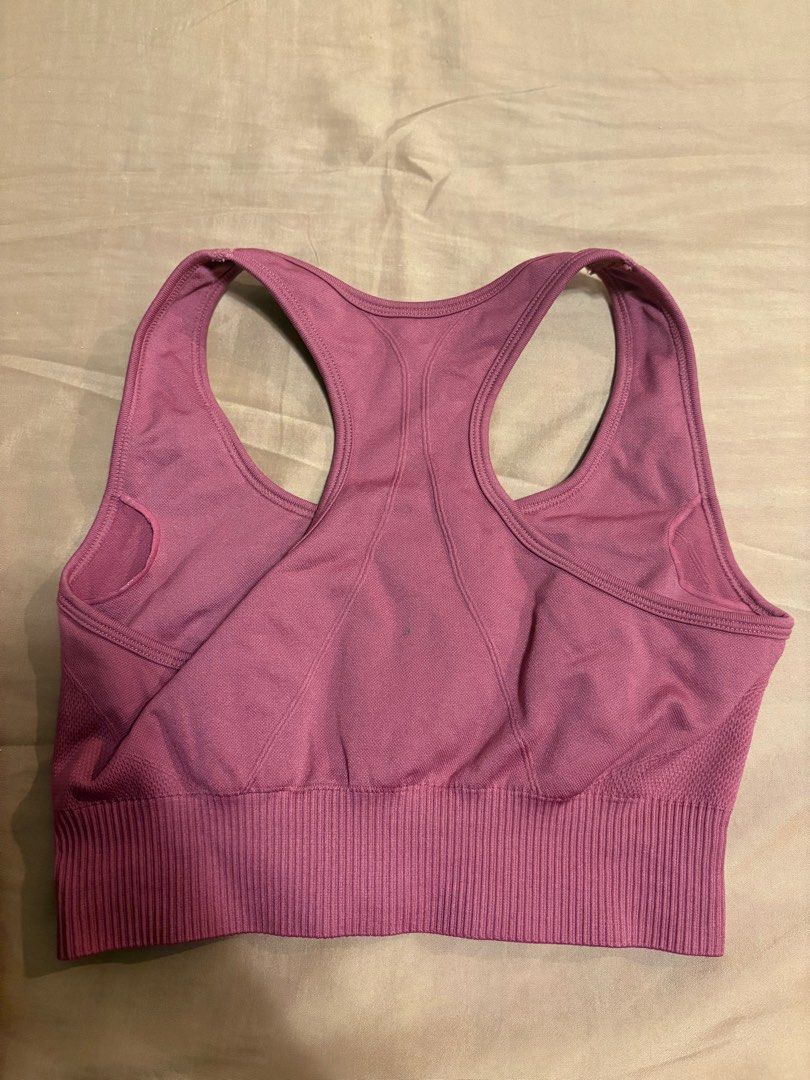 Pink Activewear Set (Category: Activewear) located in Quezon City. Submitted by japfoodl0ver (Listing ID 1470196897, Image 3). Description: - used once - body hugging - fist xs to s - price is firm.
