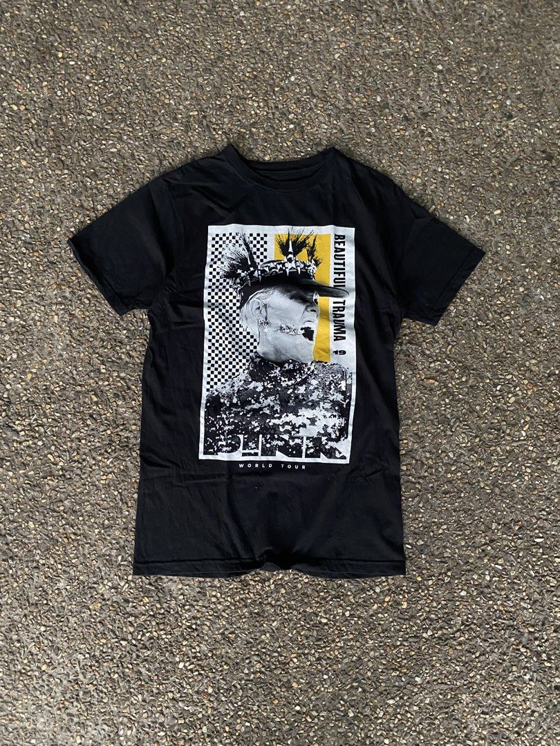 Pink “Beautiful Trauma” World Tour (Category: Tshirts & Polo Shirts ) located in Caloocan City. Submitted by webspot (Listing ID 1470224482, Image 1). Description: Pink “Beautiful Trauma” World Tour Size - M Width - 20 Length - 27 .