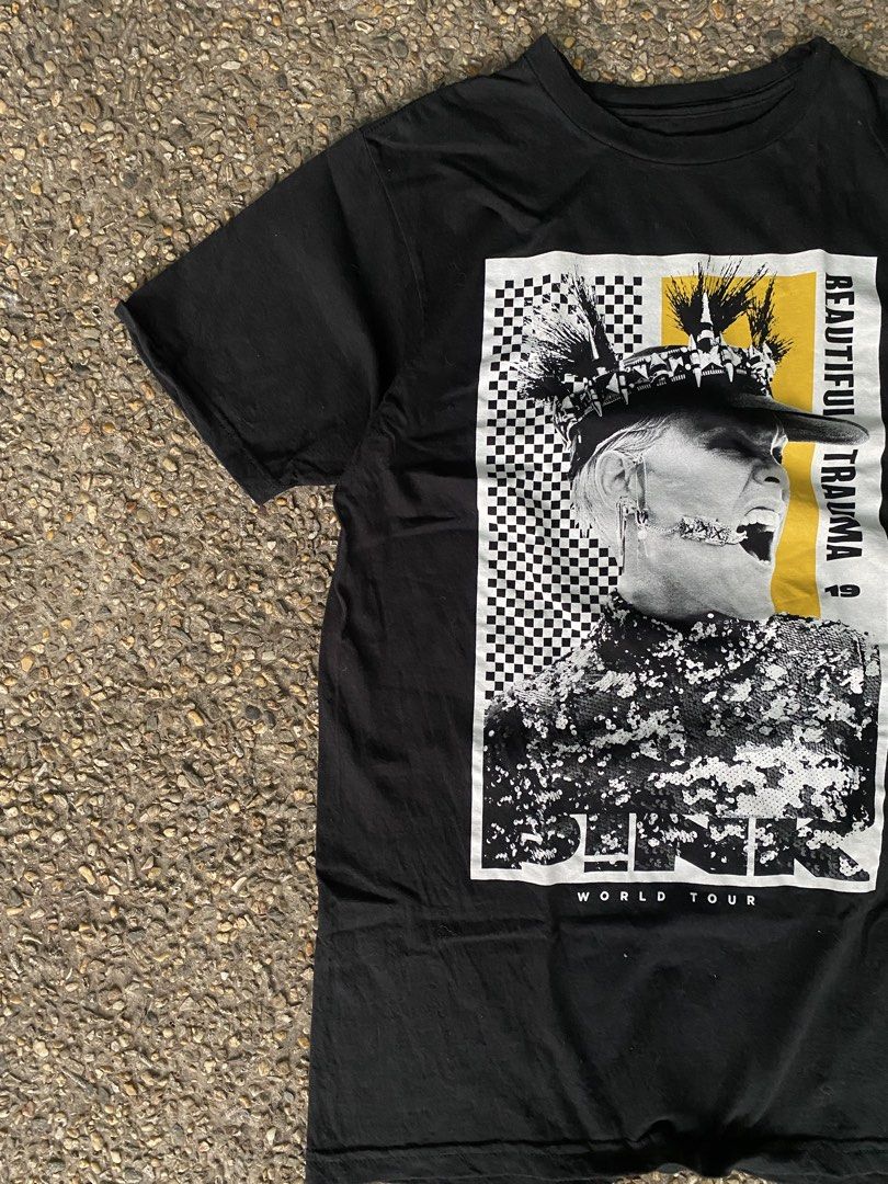 Pink “Beautiful Trauma” World Tour (Category: Tshirts & Polo Shirts ) located in Caloocan City. Submitted by webspot (Listing ID 1470224482, Image 2). Description: Pink “Beautiful Trauma” World Tour Size - M Width - 20 Length - 27 .