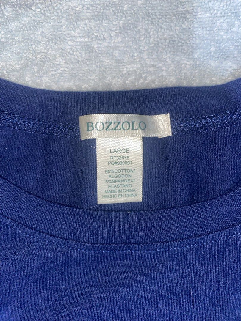 Plain navy blue crop-top (Category: Shirts) located in Manila. Submitted by miaki_17 (Listing ID 1470301130, Image 2). Description: Navy blue crop-top Width: 13.5 inch Length: 16.5 inch mop: gcash / bank transfer (BDO) mod: jnt / lalamove / meet up Note: delivery booking will be handled by the buyer, and all shipping fees will be shouldered by the buyer as well..