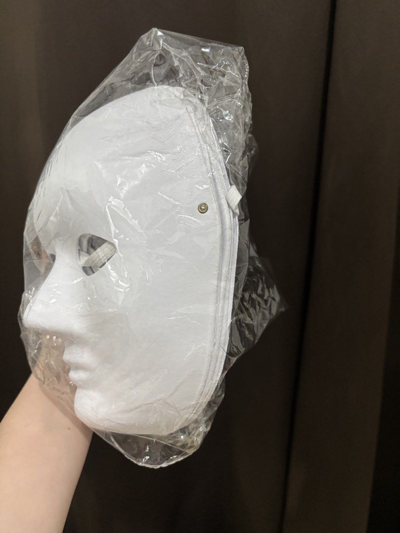 Plain White Blank Mask Masquerade Costume DIY (Category: Occasions & Party Supplies) located in Manila. Submitted by perlyshel (Listing ID 1470341628, Image 3). Description: Blank white mask for DIY crafts, parties, and theater. Made of sturdy paper-mache with a smooth matte surface, complete with an elastic strap for easy wearing. 🍁4pcs mask for 100 bundle 🍁Original price is 50ea.
