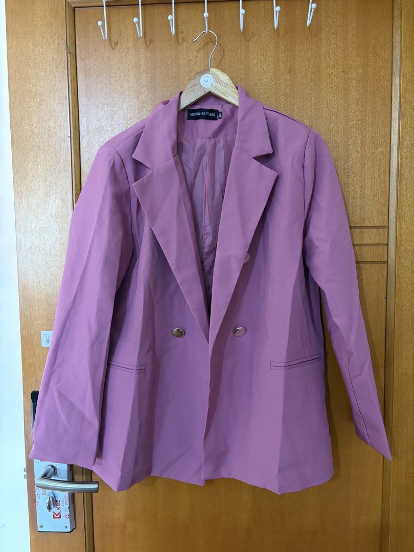 Plus size Pink double breasted blazer (Category: Coats, Jackets and Outerwear) located in Taguig. Submitted by preloved_by_janel (Listing ID 1470275098, Image 1). Description: - Style: Double-breasted blazer with chic gold buttons and lapel collar - Color: Dusty pink - Size: 3XL (tag inside collar) but best fit Large to semi large body frame - Features: Two front pockets, fully lined interior, lightweight fabric .