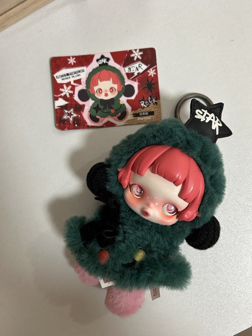 POP MART Skullpanda Patita (Category: Plushies & Soft Toys) located in Mandaluyong City. Submitted by berrycherryy (Listing ID 1470225301, Image 2). Description: Skullpanda Winter Symphony Pendant (Partita) - Good Condition - With Card (No box/foil) - Fading keyring - 100% Original Location: Mandaluyong City MOP: Gcash/BPI/Gotyme/Maribank MOD: J&T/Lalamove/LBC.