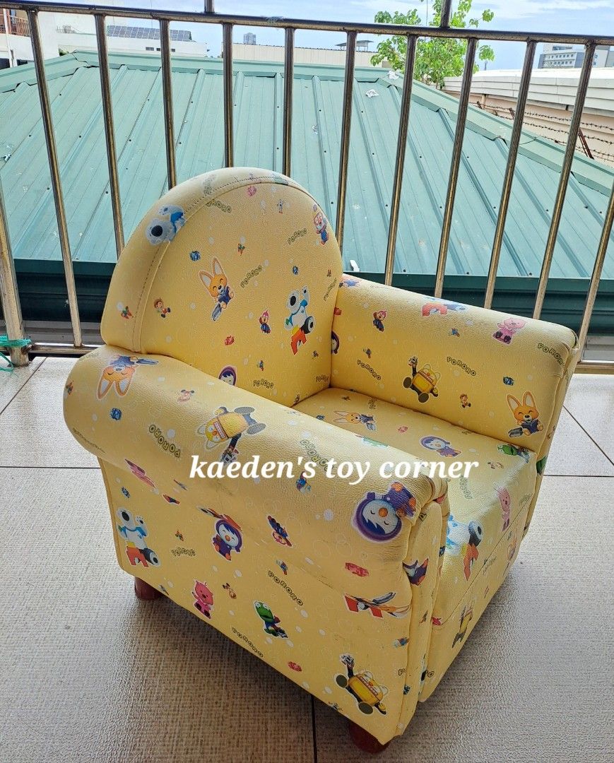 Pororo Sofa for toddler (Category: Kids Tables & Chairs) located in Cebu City. Submitted by kaedenscebu (Listing ID 1470315541, Image 3). Description: Pororo Sofa for toddler ▪︎Made in korea ▪︎Age suitable : 1yr old upto adult ▪︎Made of PU Leather ▪︎Child friendly High quality foam ▪︎Durable & high quality Preloved in good condition Wood iyang base so lig on sya. Loc: Mabolo cebu city pick up or maxim cod We ship nationwide via flash.