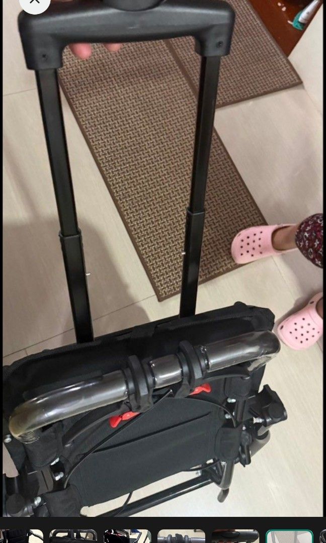 Portable wheelchair (Category: Wheelchairs) located in Manila. Submitted by bOuChArD (Listing ID 1470331600, Image 3). Description: .