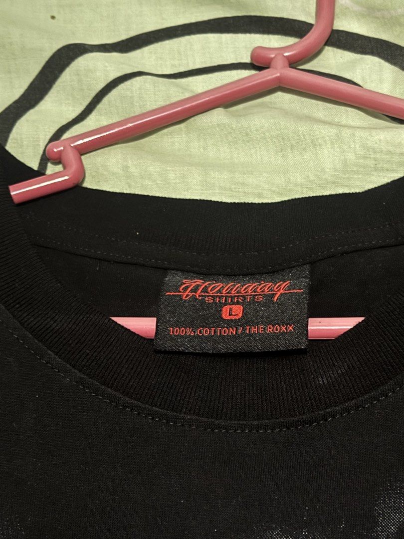 Post Malone Graphic T-Shirt (Pre-loved) (Category: Tshirts & Polo Shirts ) located in Santo Tomas. Submitted by toughu (Listing ID 1470143083, Image 3). Description: - Brand: Holiday Shirts - Size: Large - Color: Black - Material: 100% cotton (Made in Thailand) can send more photos if needed.